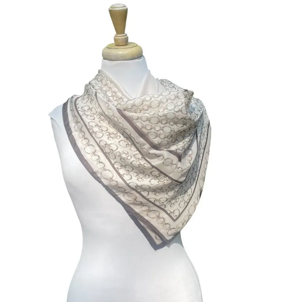 NWT! Dana Buchman Neutral Scarf Chain Motif